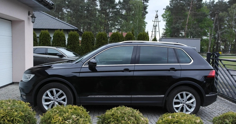 Volkswagen Tiguan cena 97900 przebieg: 164600, rok produkcji 2020 z Góra małe 254